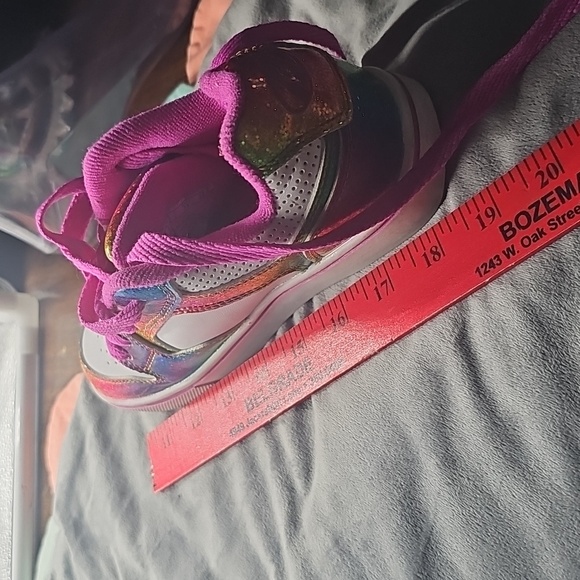 C Rainbow Prisms Heely Youth 2 No Wheels - Picture 8 of 9